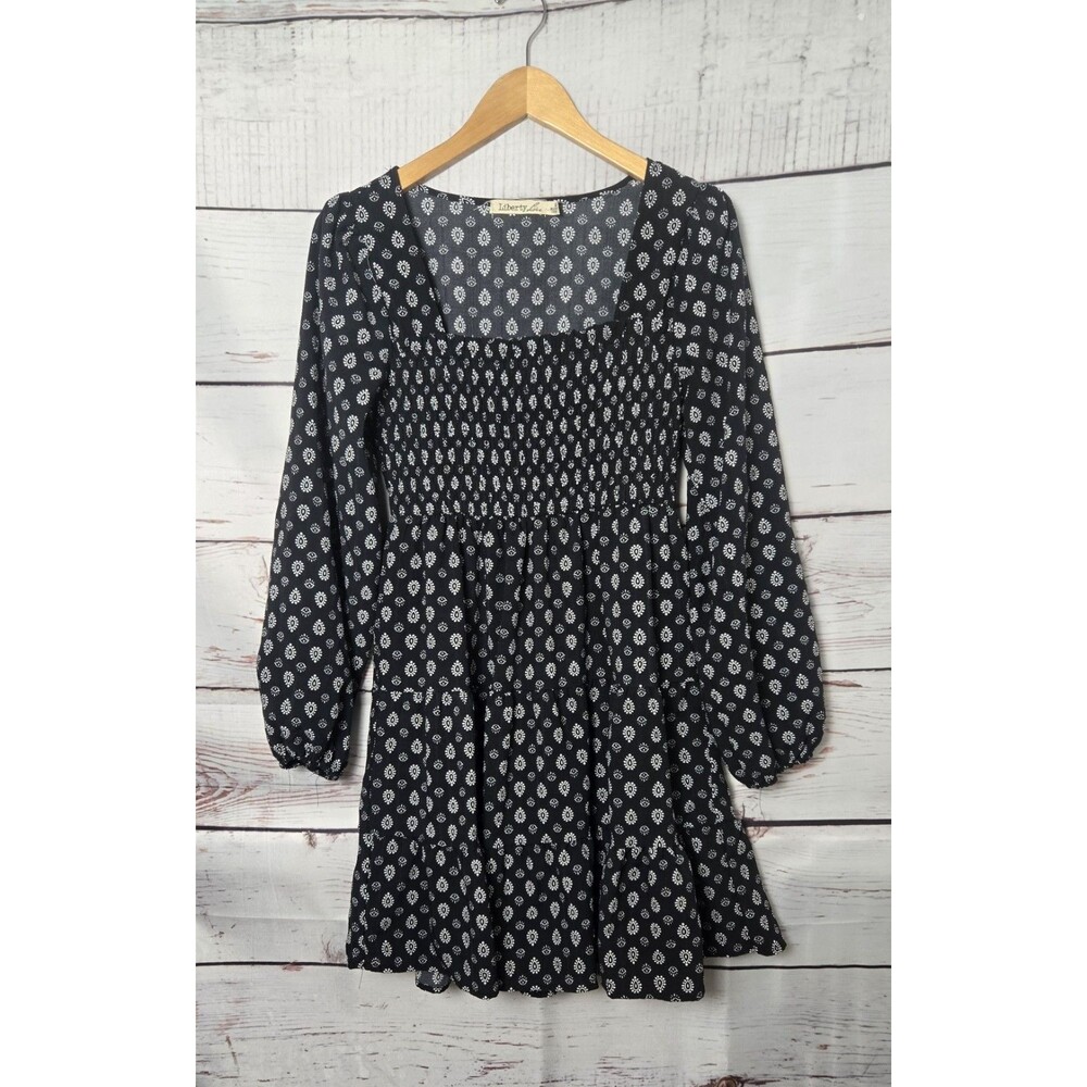 Liberty Love Womens Dress Size M Black Medallion Print Smocked Long Sleeve Boho